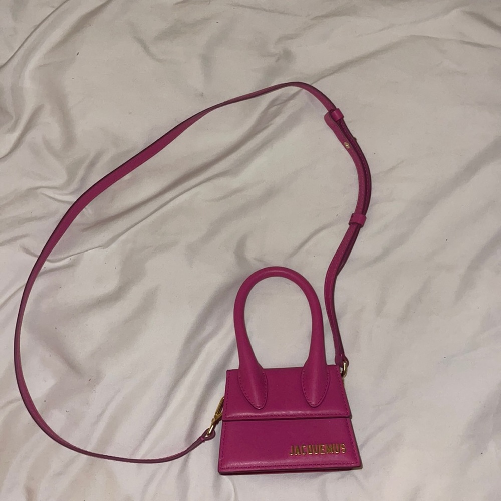 Magenta Jacquemus Le Chiquito Purse